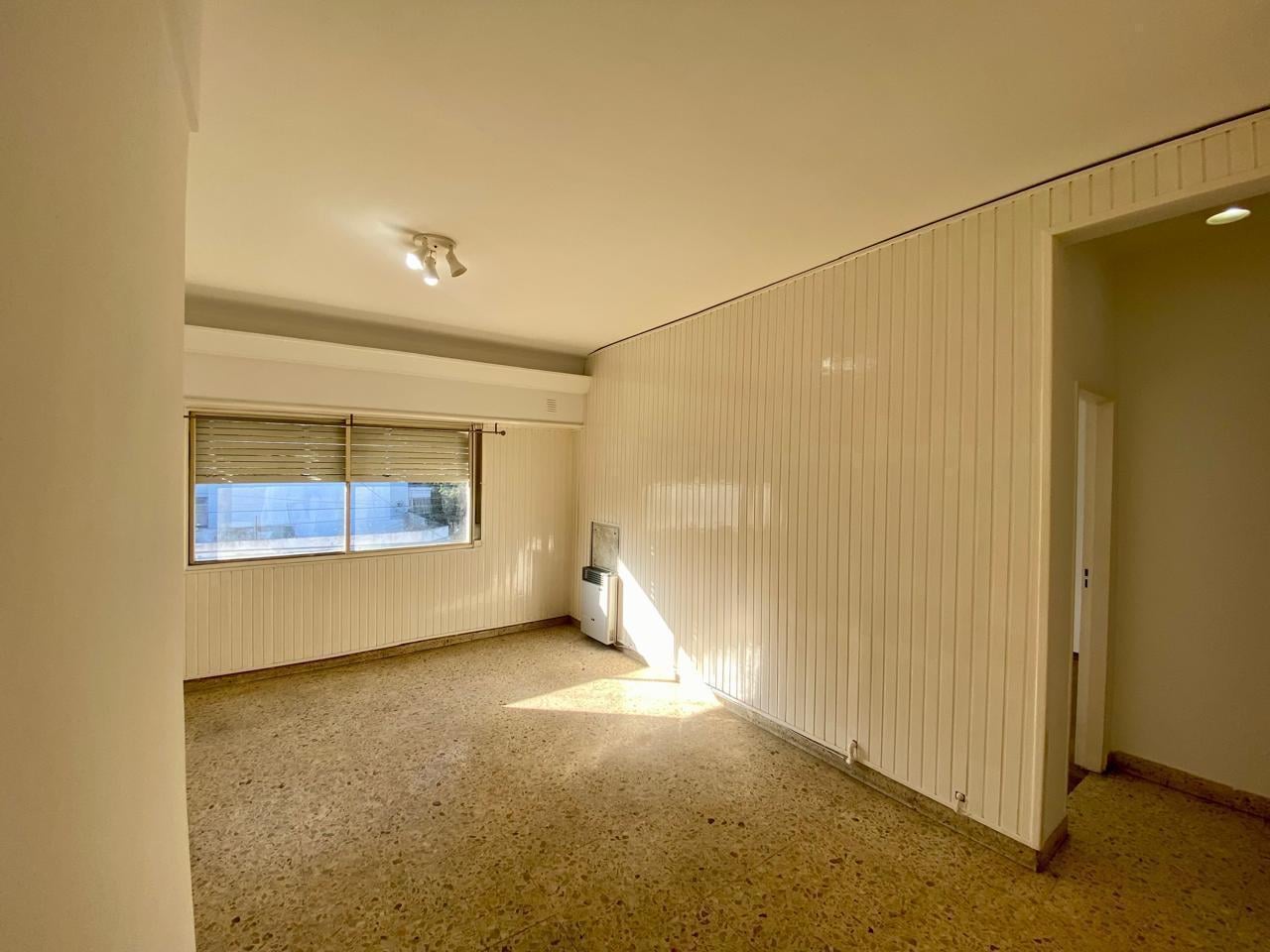Departamento en Banfield Este