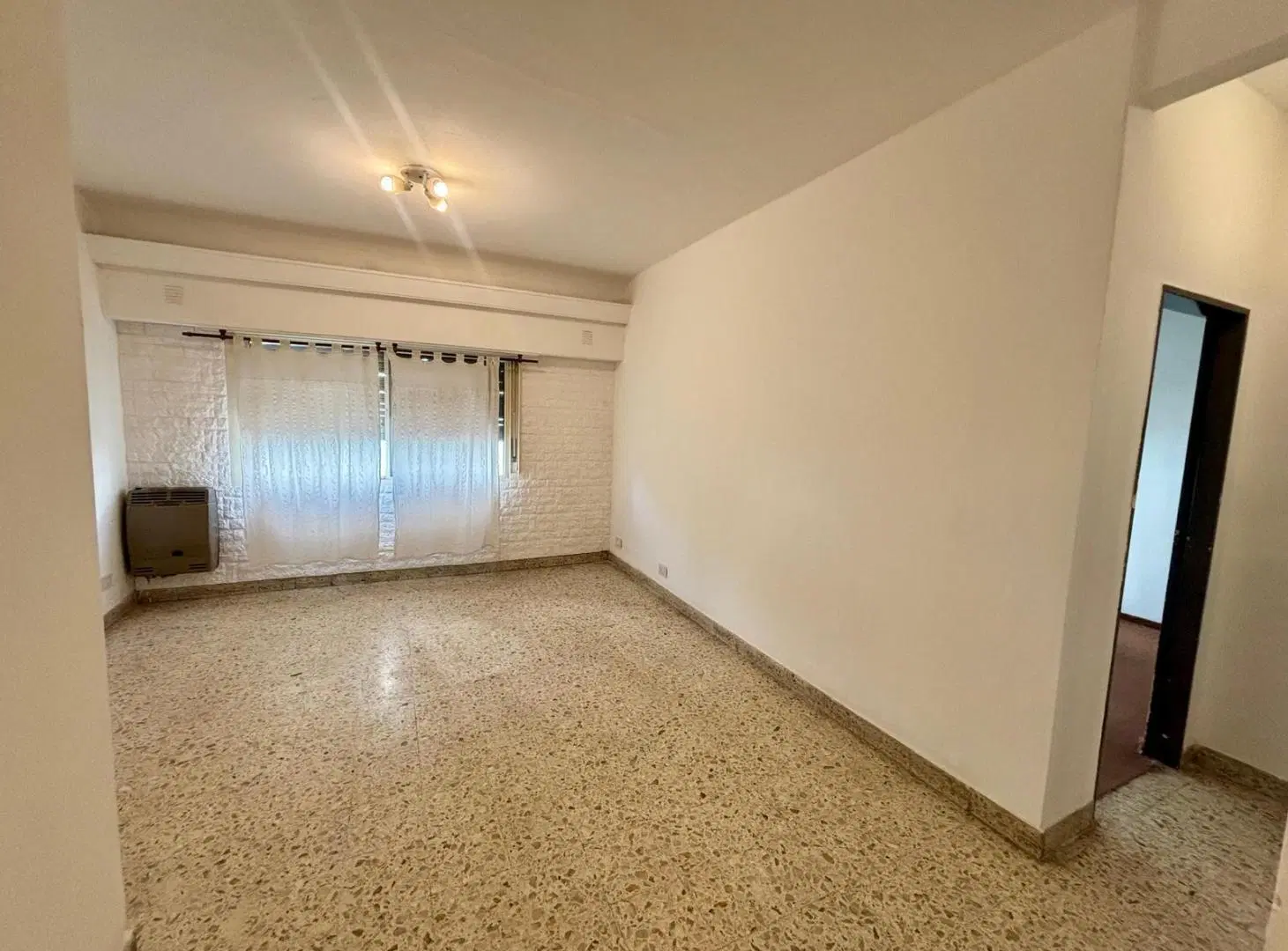 Departamento - Banfield Este 2