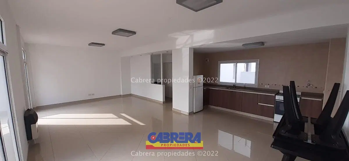 Departamento - Banfield Este 8