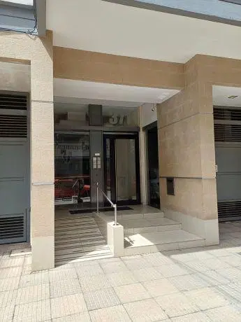 Departamento en Banfield Este 5