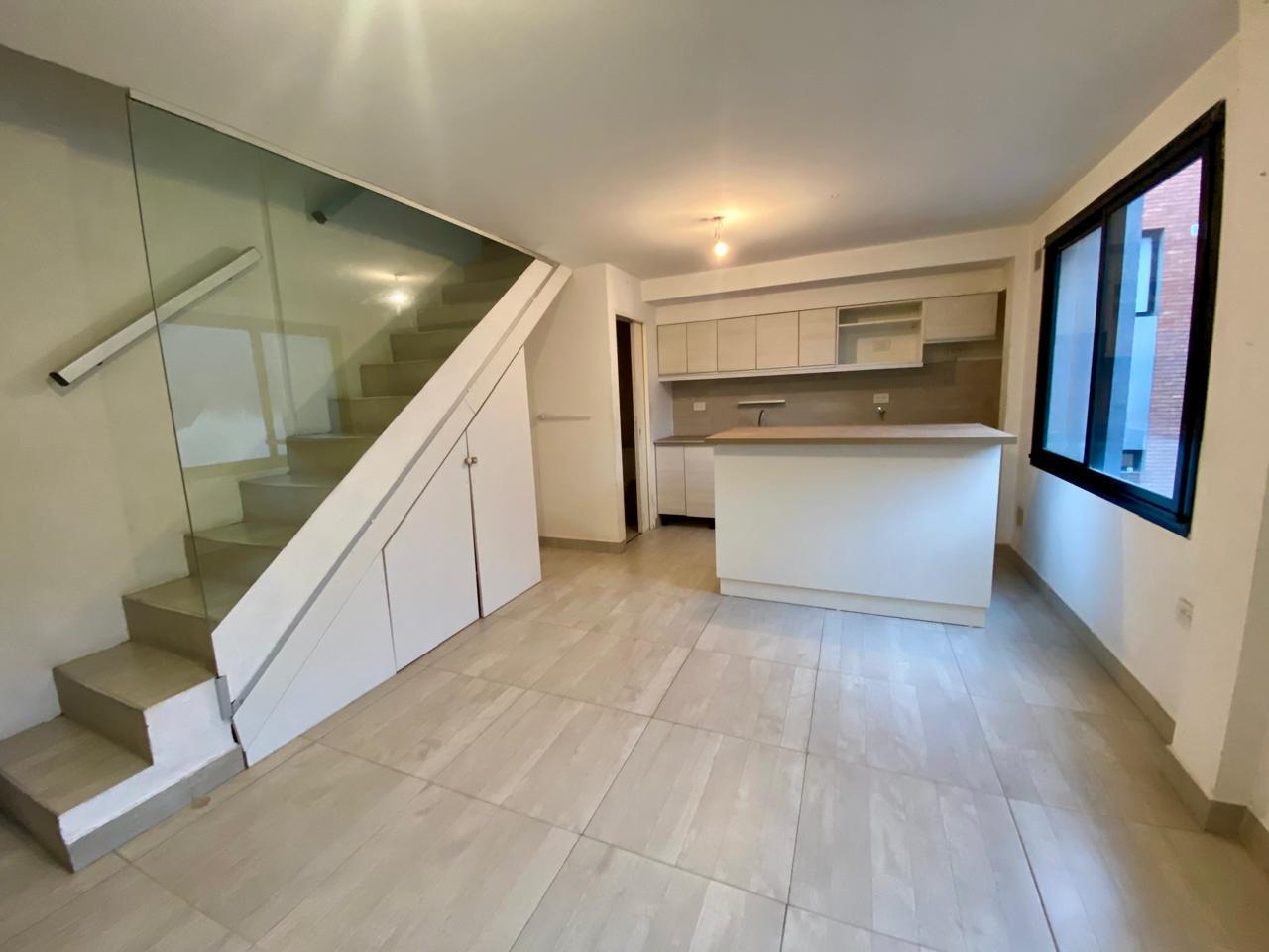 Foto de Departamento de 3 ambientes en alquiler con terraza y cochera en, imagen 3