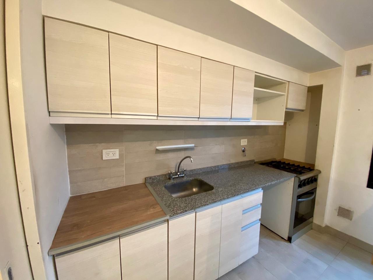 Foto de Departamento de 3 ambientes en alquiler con terraza y cochera en, imagen 2