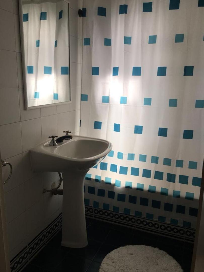 Casa en Venta 7 Ambientes + Playroom con Excelente Jardín 3