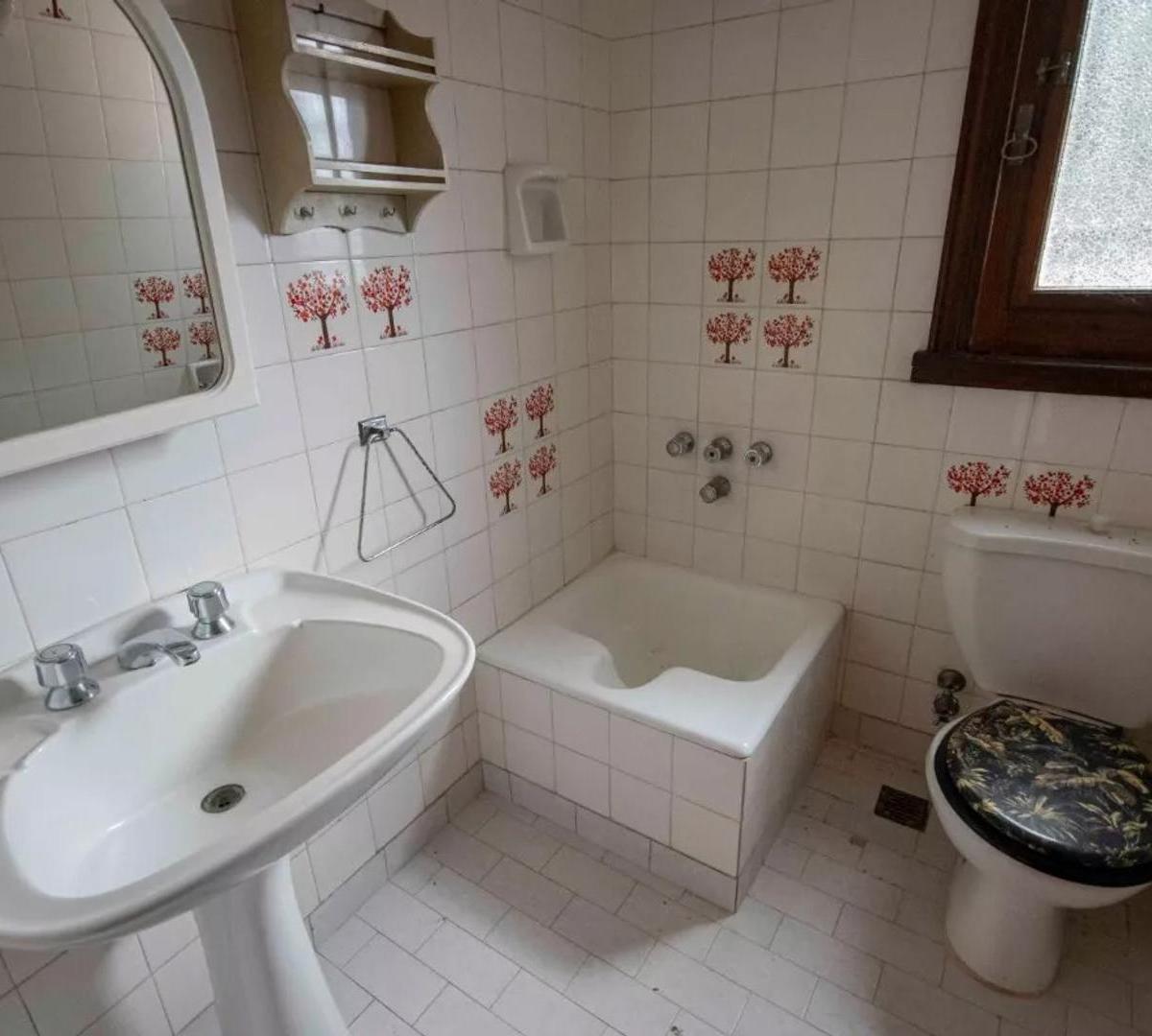 Casa en Venta 6 Ambientes, La Lucila 3