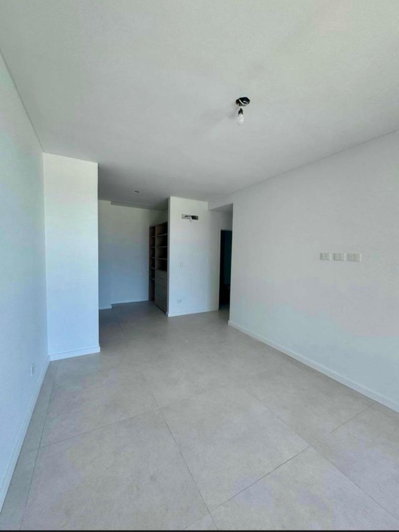 Departamento en Venta 3 Ambientes San Isidro 4