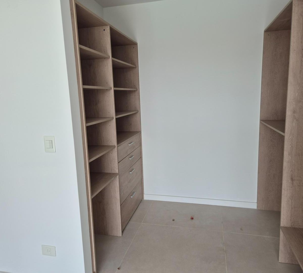Departamento en Venta 3 Ambientes, Cochera, Prana 5