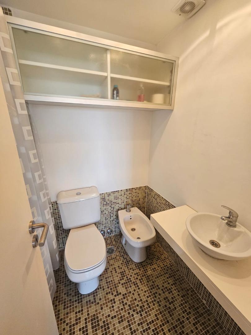 Piso en Venta en San Martín con 2 Cocheras Cubiertas 1