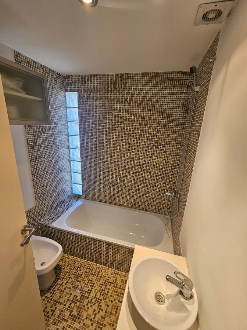 Piso en Venta en San Martín con 2 Cocheras Cubiertas 3