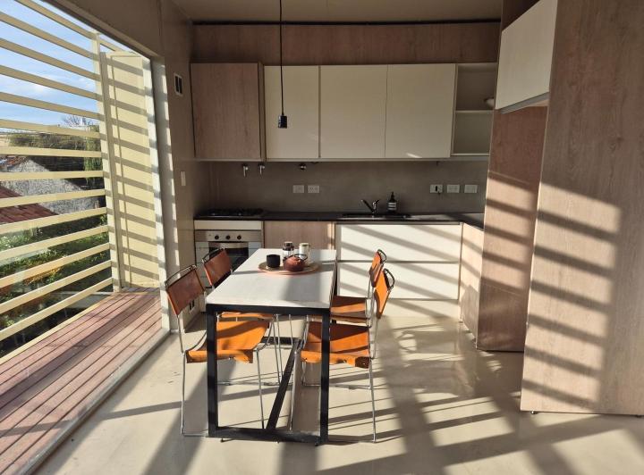 Departamento  2/3 ambientes con cochera,  Florida 5