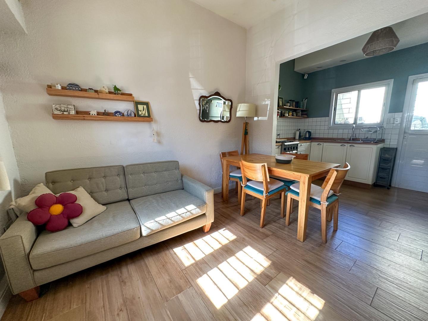 Foto de Venta Casa Lote propio 3 ambientes con terraza Olivos, imagen 5