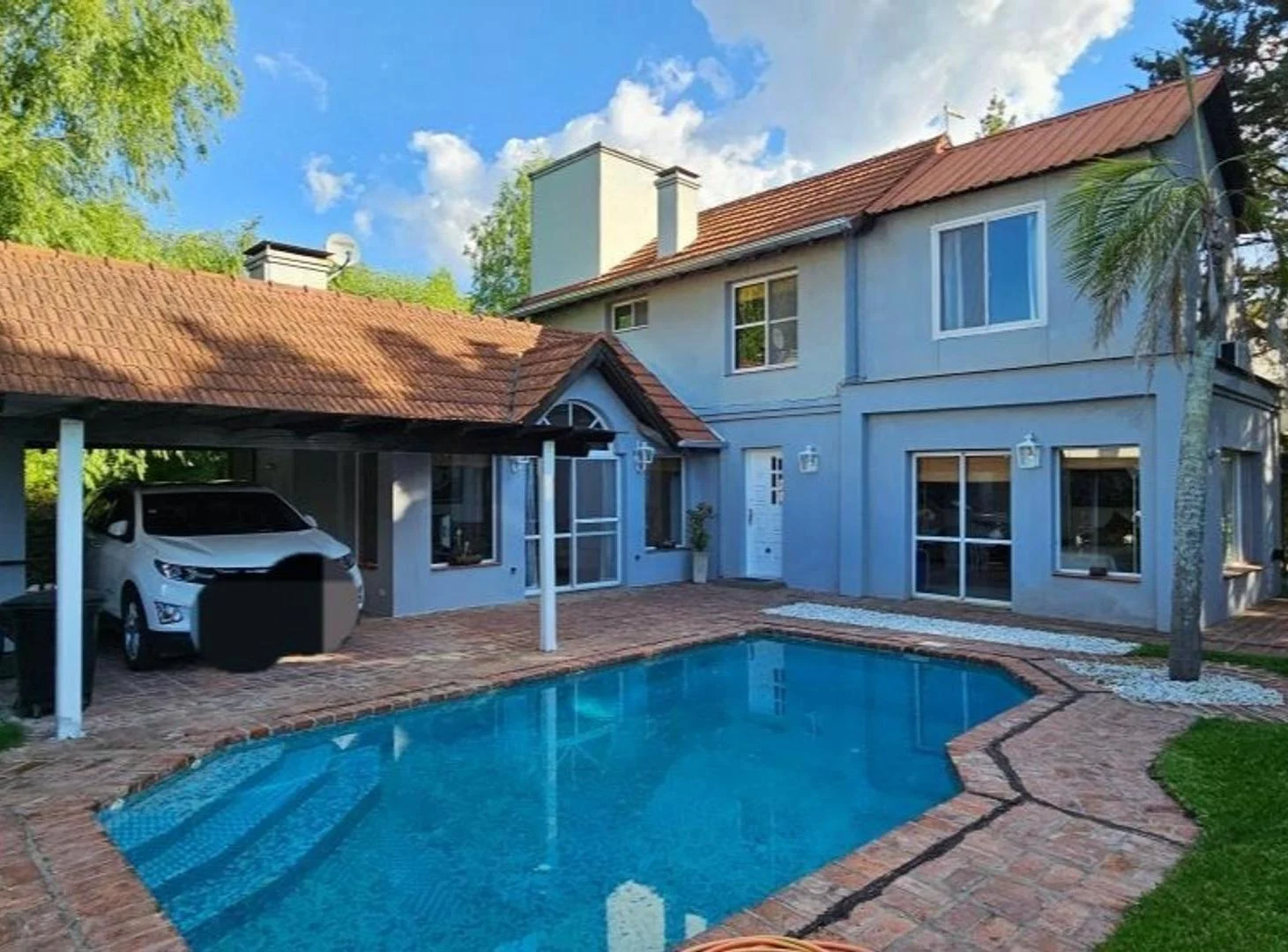 CASA EN VENTA CON AMARRA