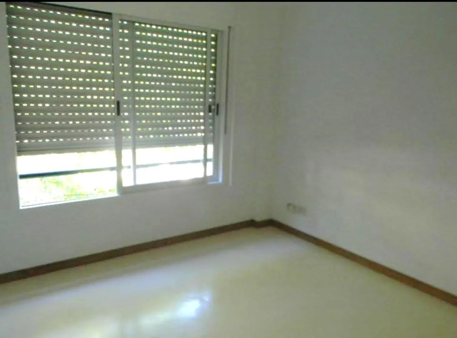 Departamento 2 ambientes con cochera y baulera cubierta 3