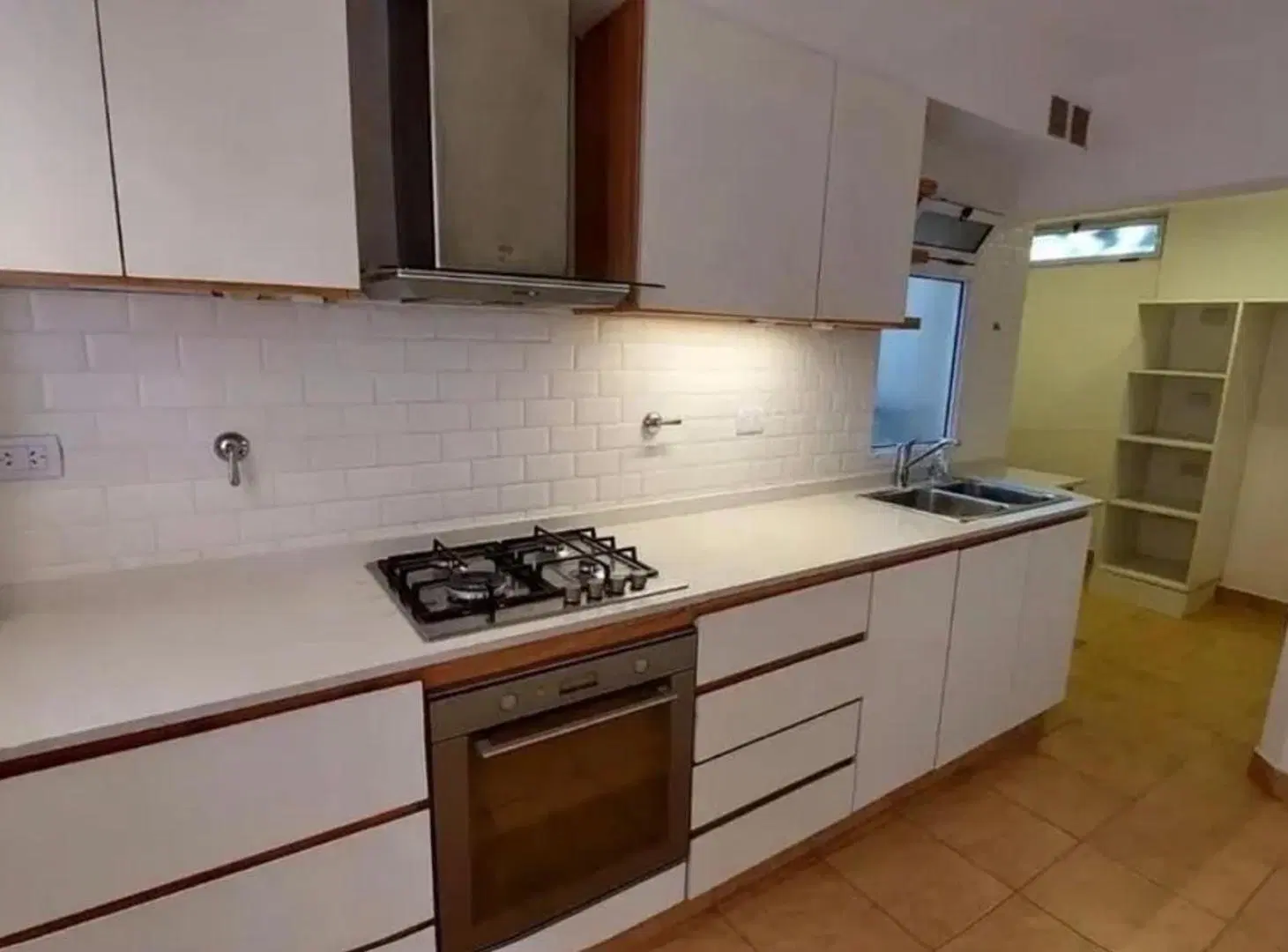 Depto. En PB C/jardín Y Parrilla - Nuevo - Florida Este 2