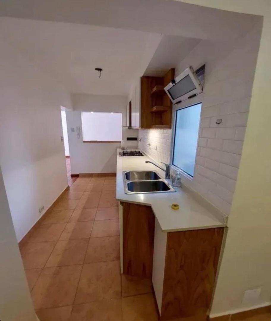 Foto de Depto. En PB C/jardín Y Parrilla - Nuevo - Florida Este, imagen 4