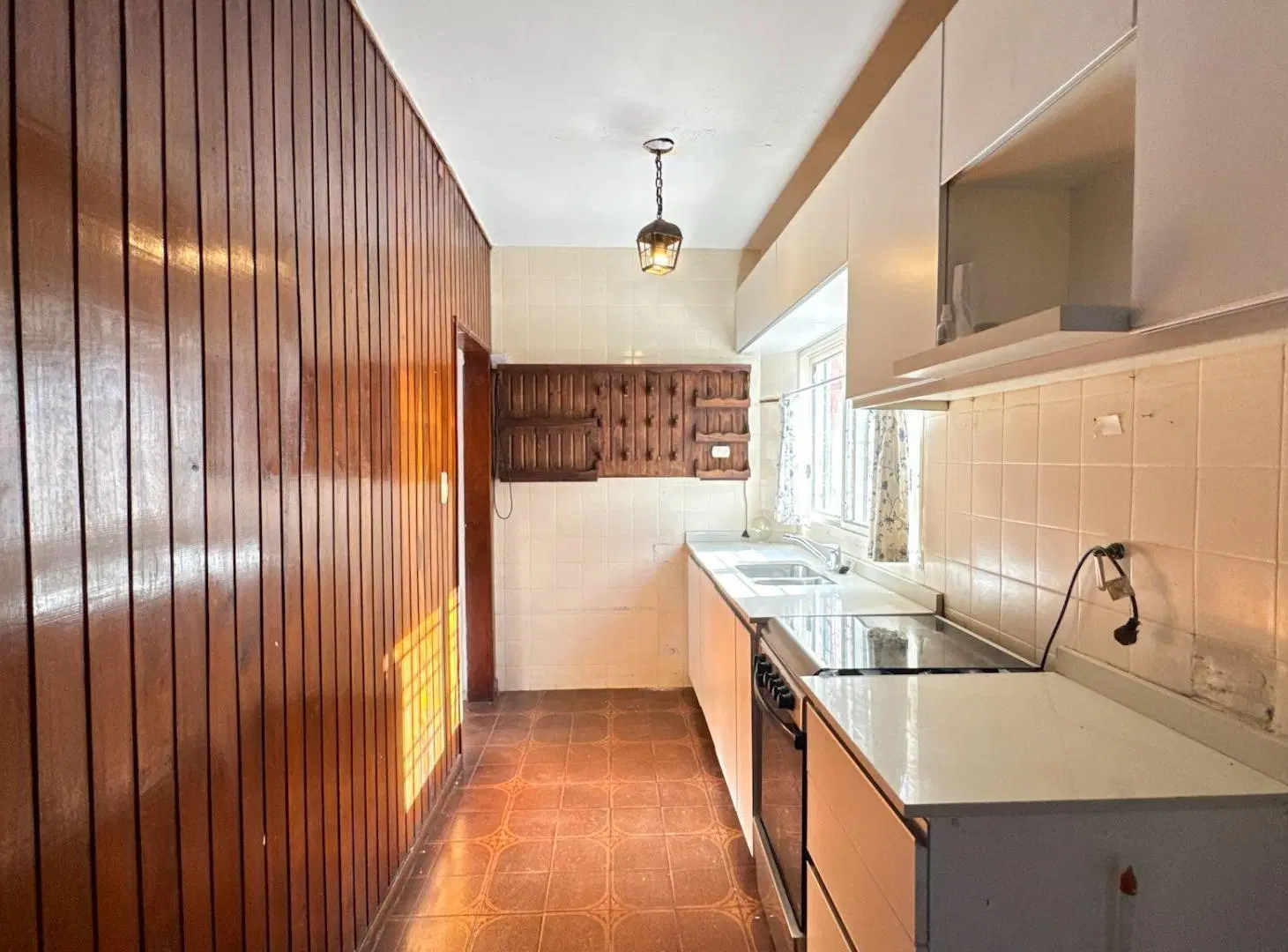 Venta casa 4 ambientes patio y terraza Martinez Apto credito 1