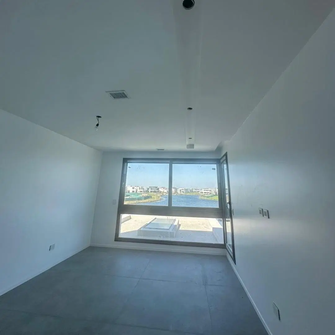 Casa al lago a estrenar en Puertos 2