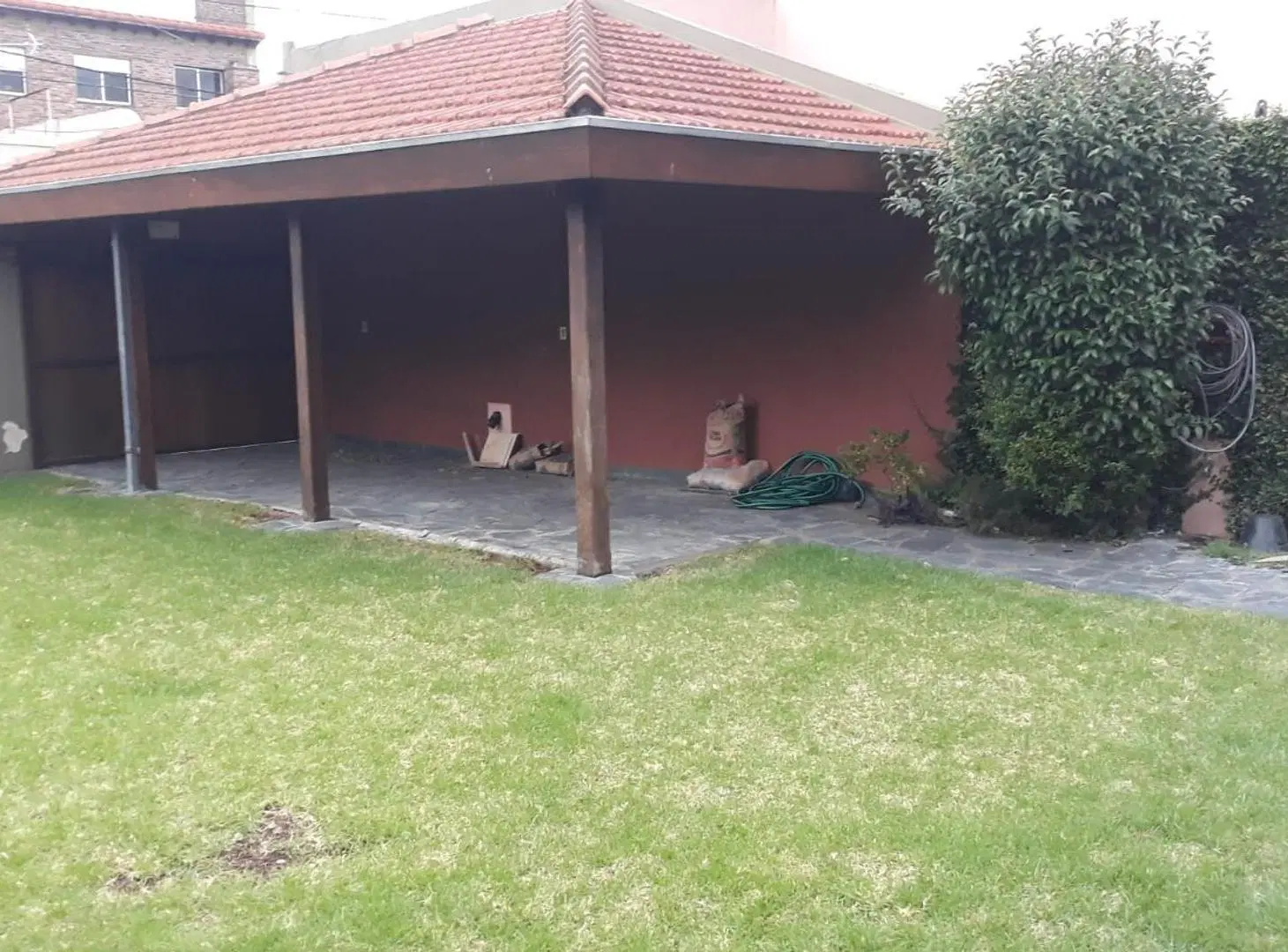 Casa en alquiler con 3 dormitorios en Florida Oeste 2