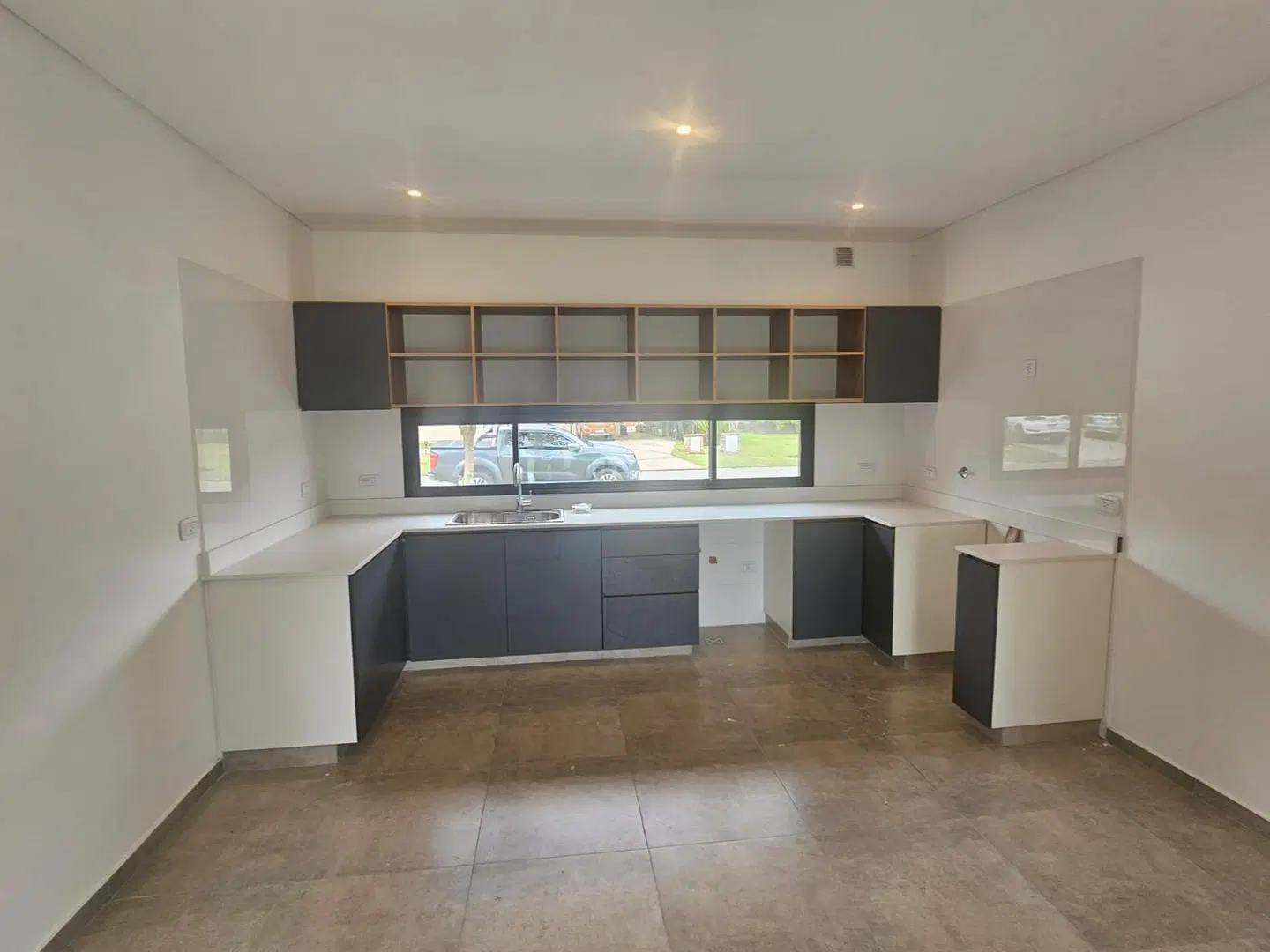 Casa en Venta - El Cantón, barrio Norte 3