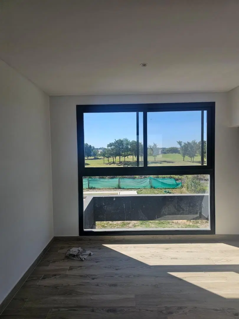 Casa en Venta - El Cantón, barrio Golf 4