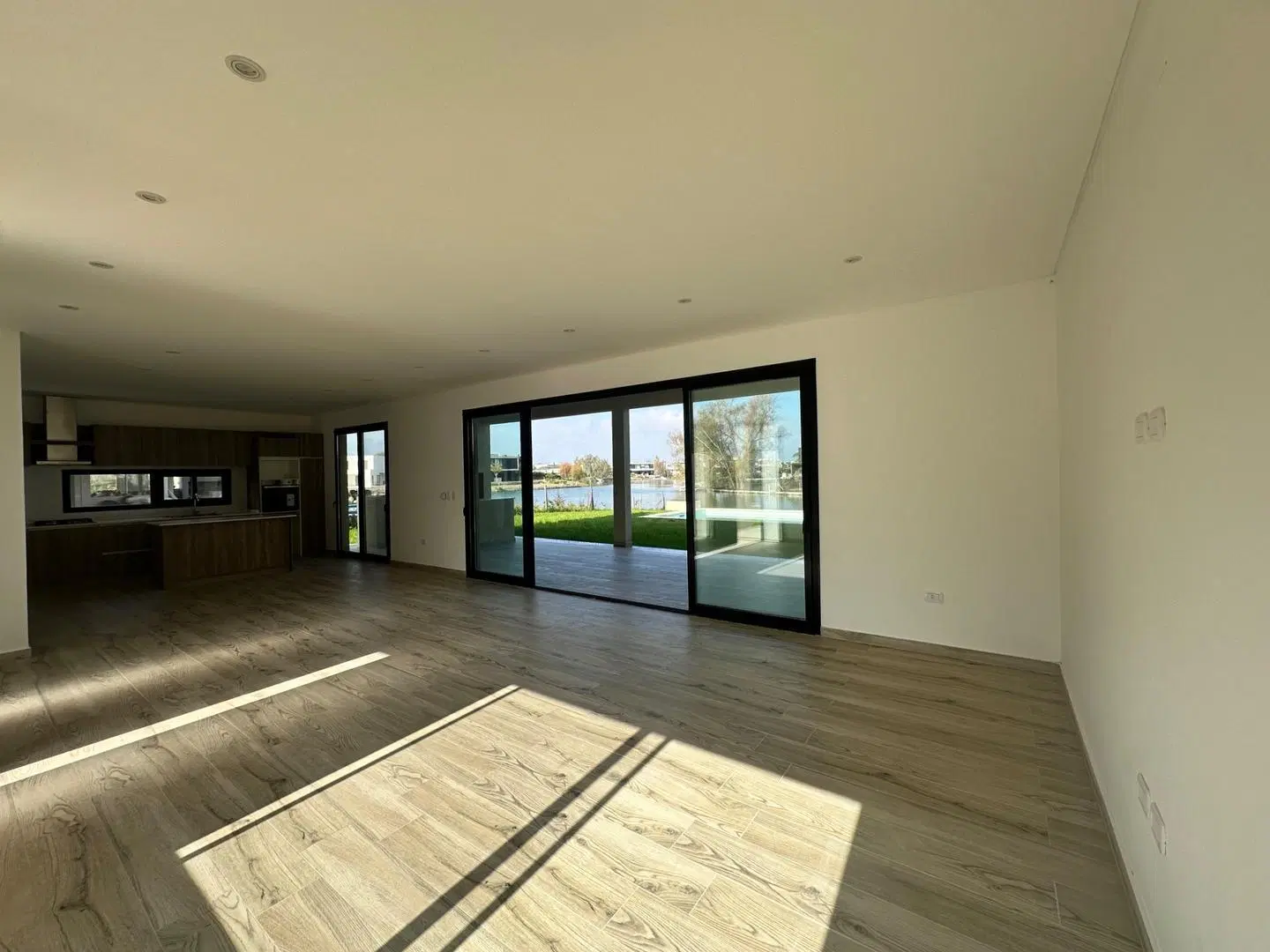 Casa en Venta - El Cantón, barrio Norte 5
