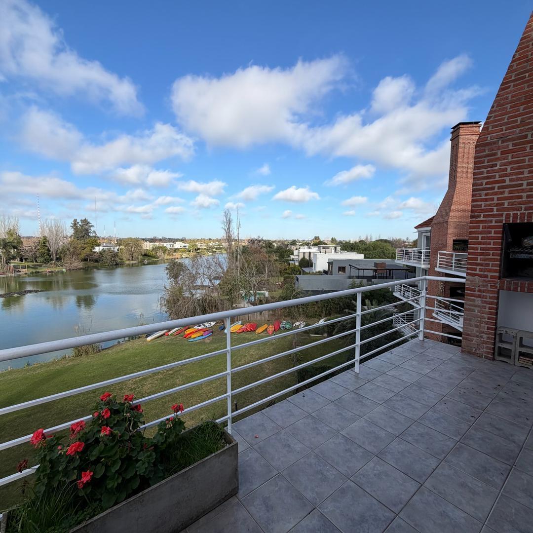Venta Departamento 3 ambientes Santa Barbara vista Lagunas