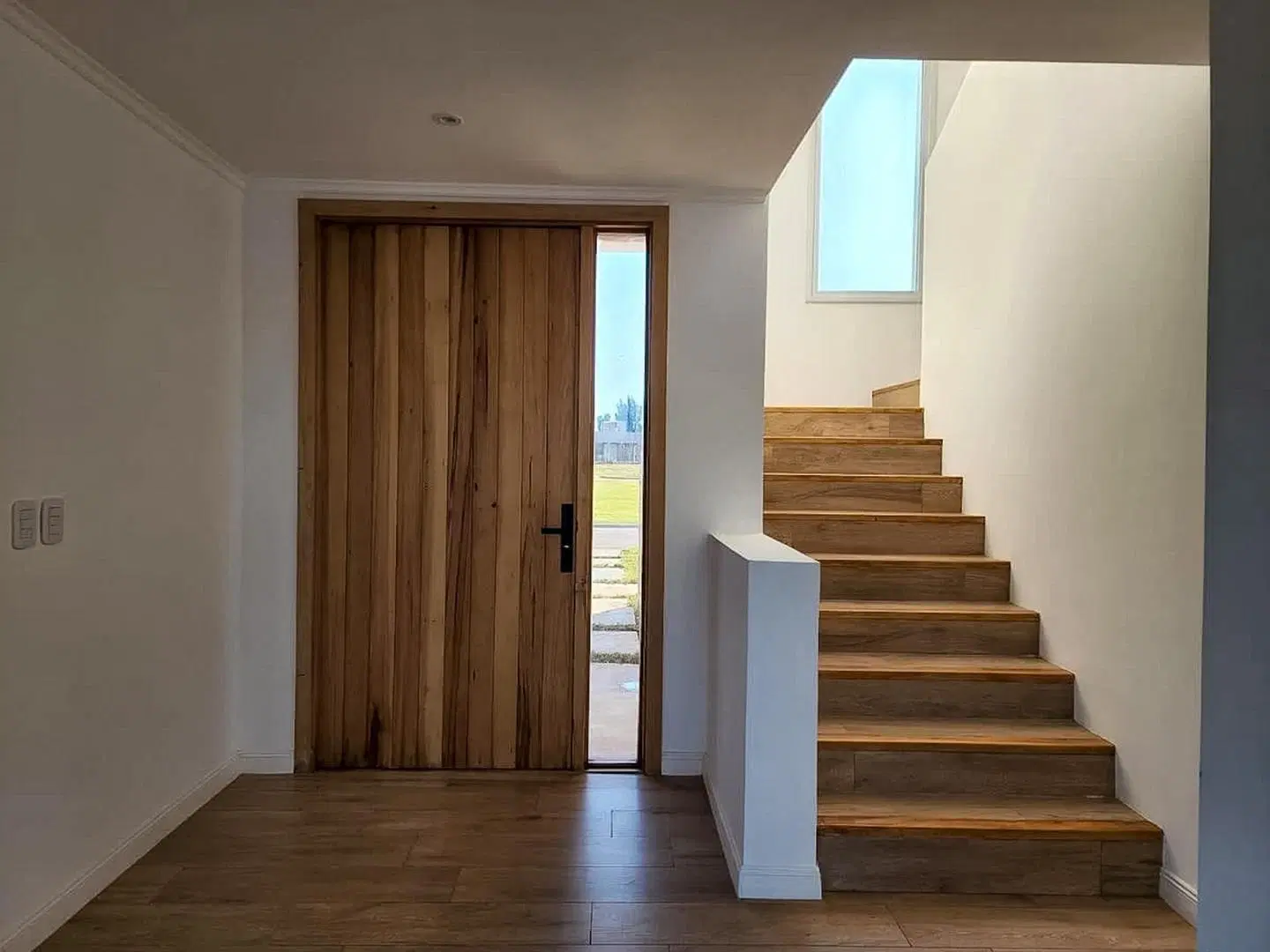 Casa en Alquiler | A la laguna | Barrio Santa Ana 1