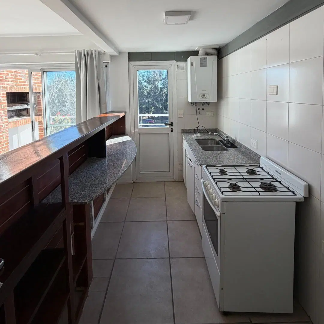 Venta Departamento 2 ambientes Santa Barbara, puro sol! 3