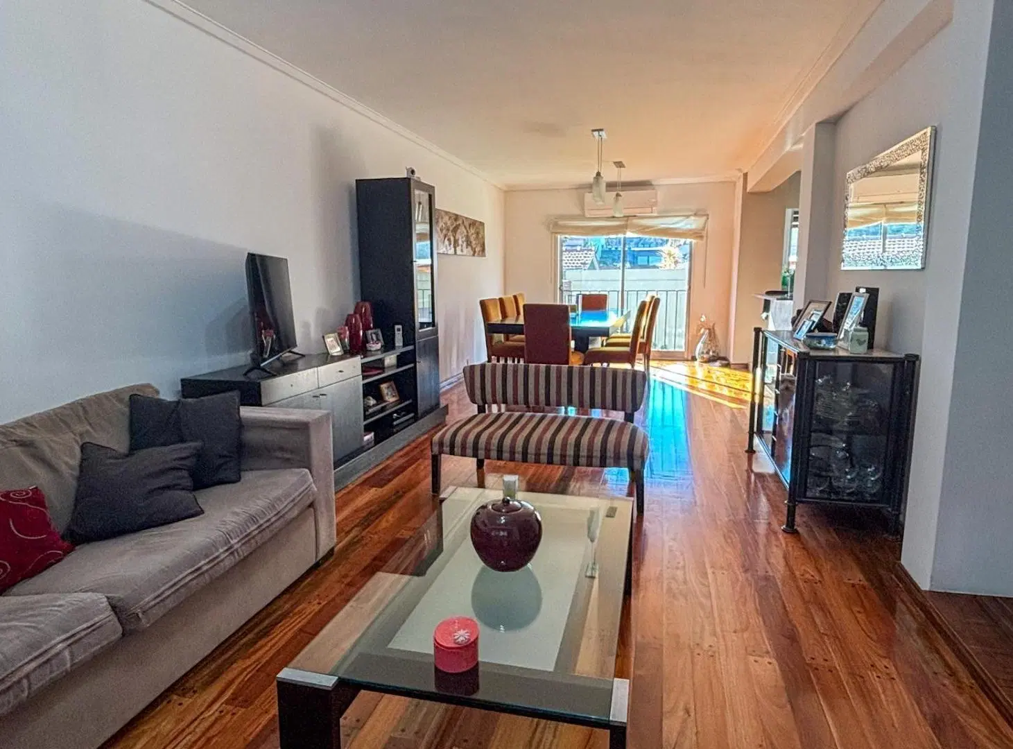 Venta Duplex 5 ambientes con dependencia Martinez 2