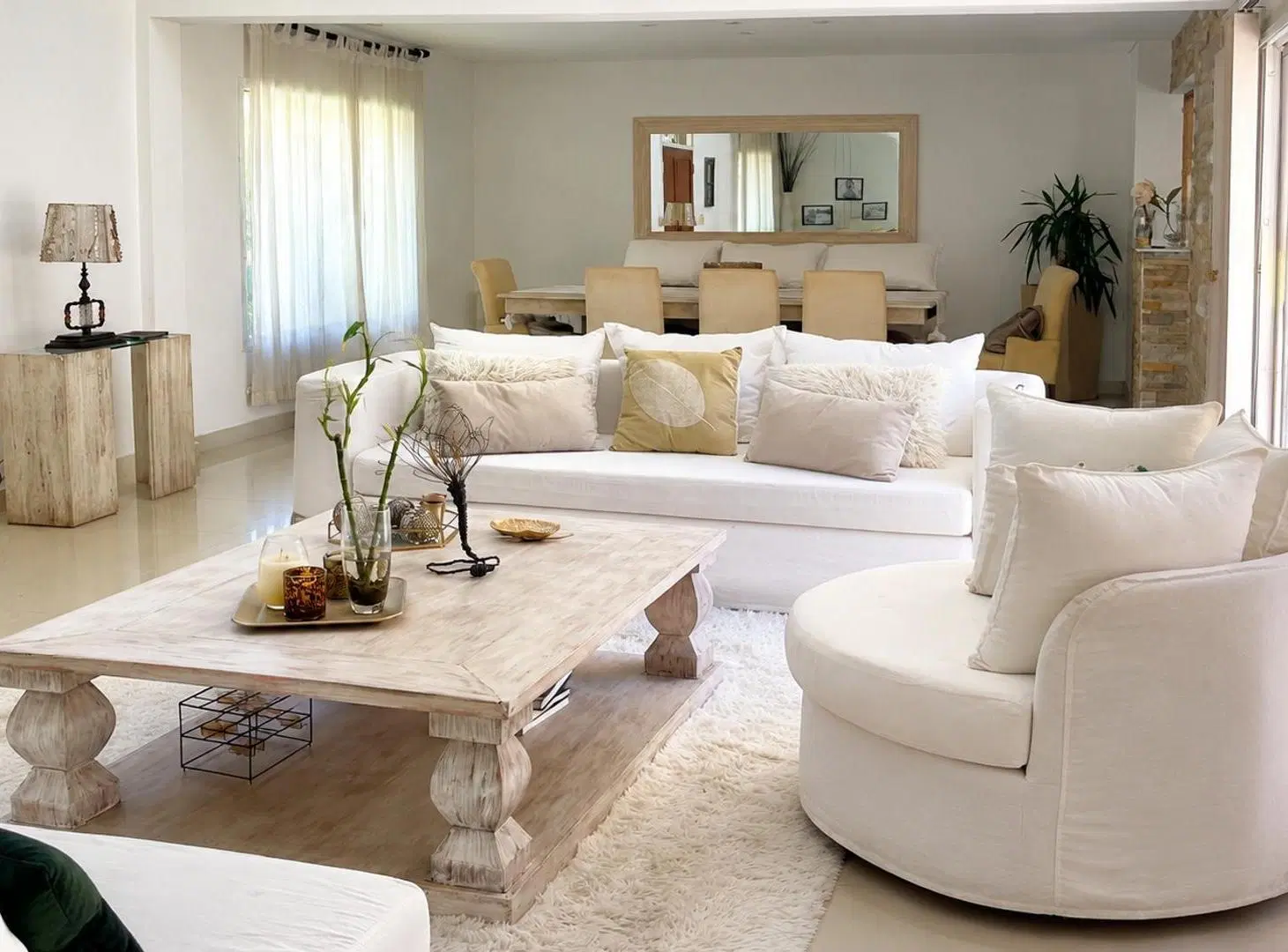 Venta Casa de 290 m² sobre lote de 900 m² Barrio El Portillo 2