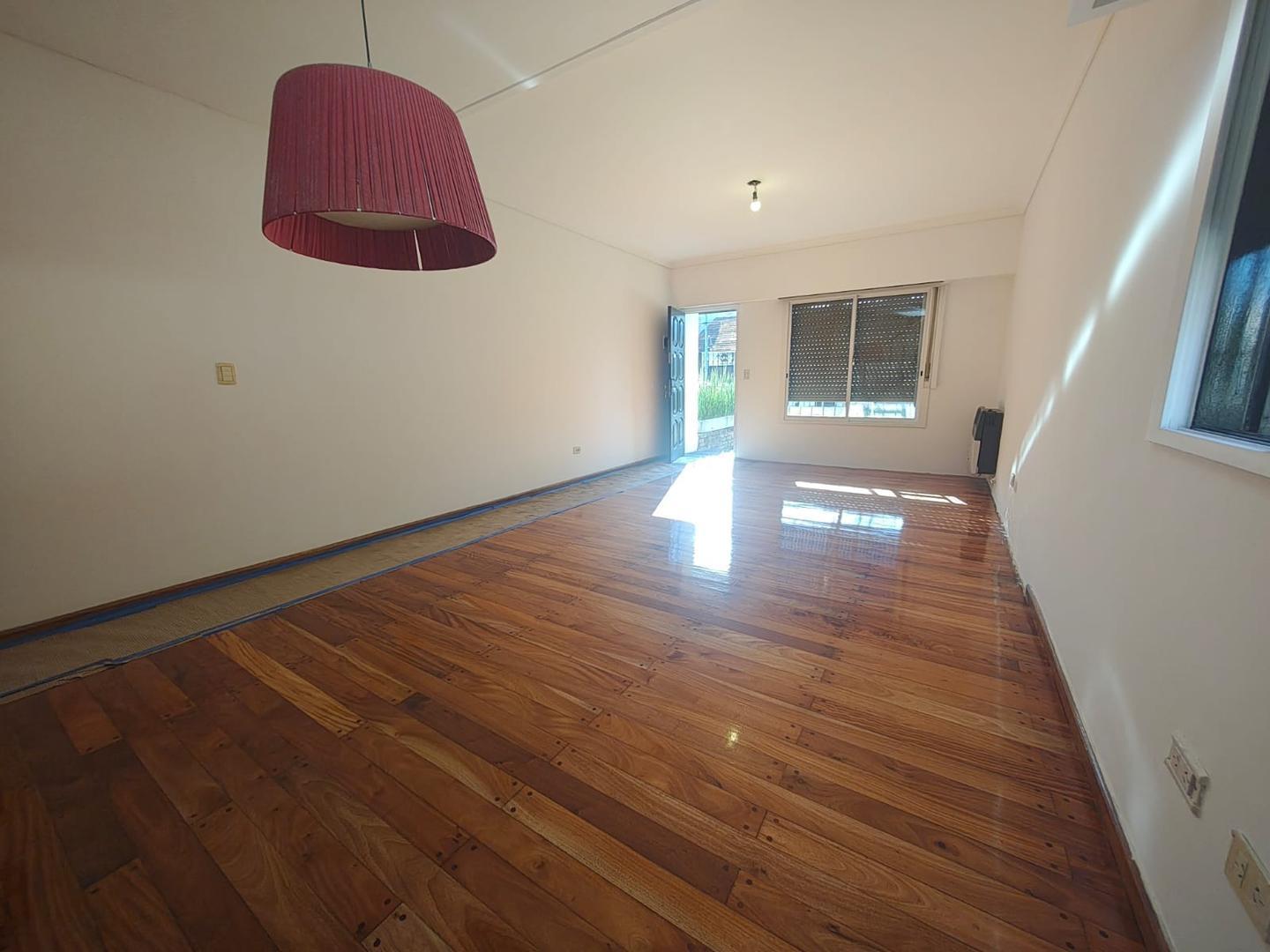 Foto de Duplex en alquiler 4 ambientes en Olivos, imagen 3