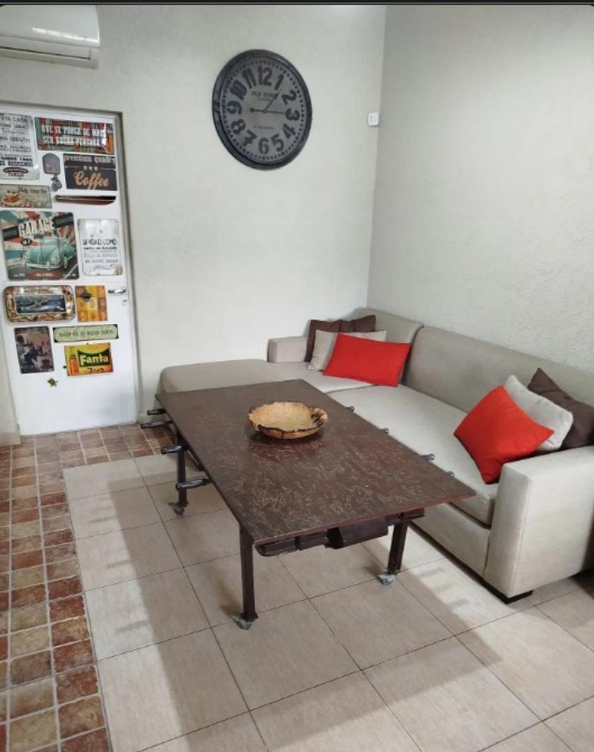Foto de Casa en venta de 3 ambientes en Boulogne, imagen 2