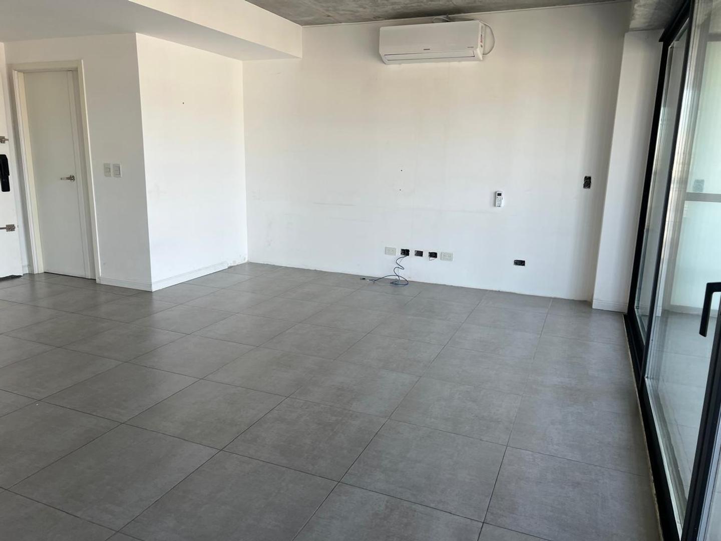 Foto de Venta Duplex 4 ambientes terraza propia DOMUS Libertador, imagen 3