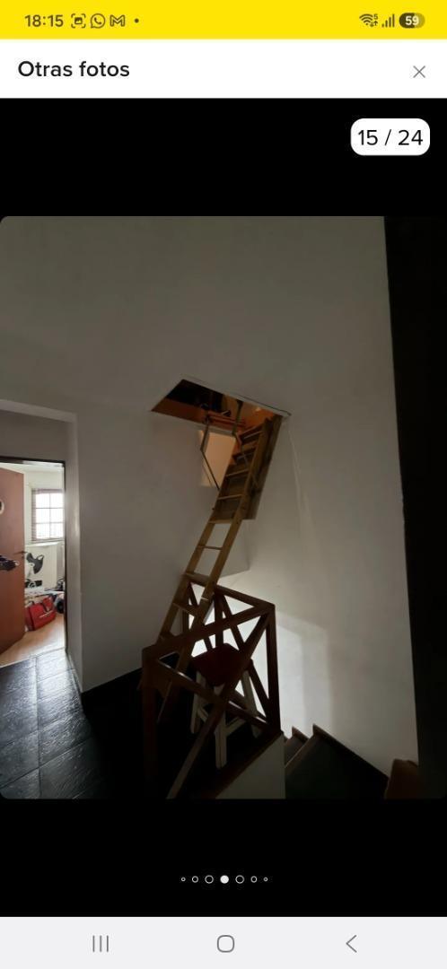 Foto de Duplex en venta 4 ambientes con jardin y cochera en Munro, imagen 4