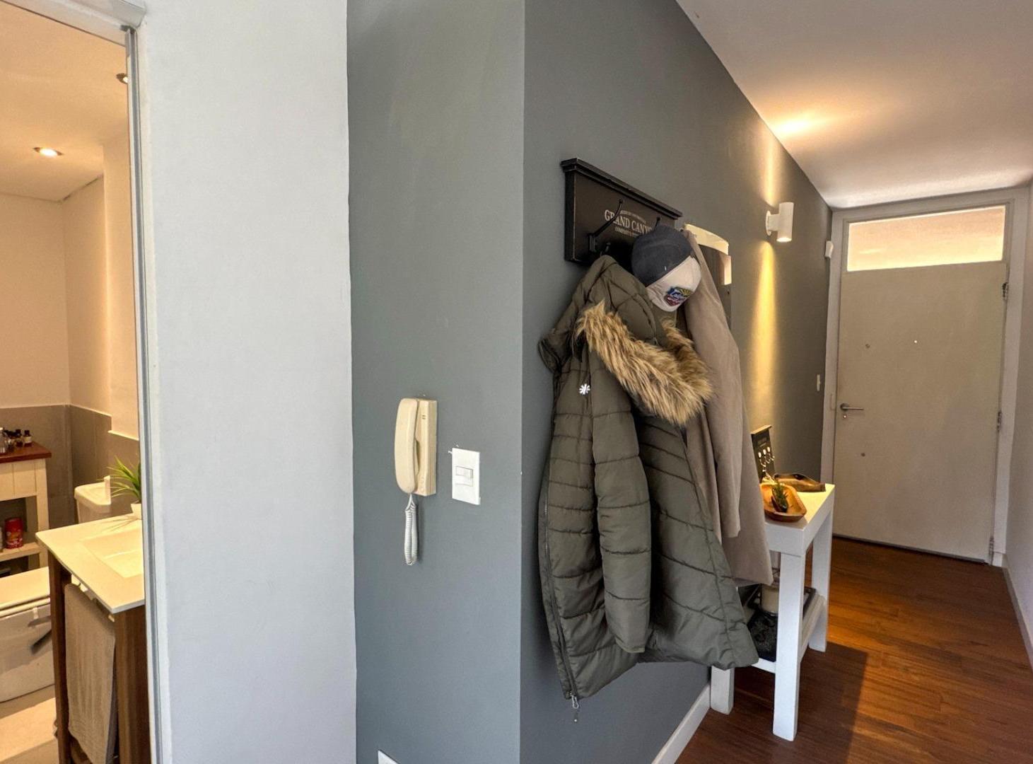 Foto de Venta Departamento en duplex 3 ambientes Florida, imagen 2