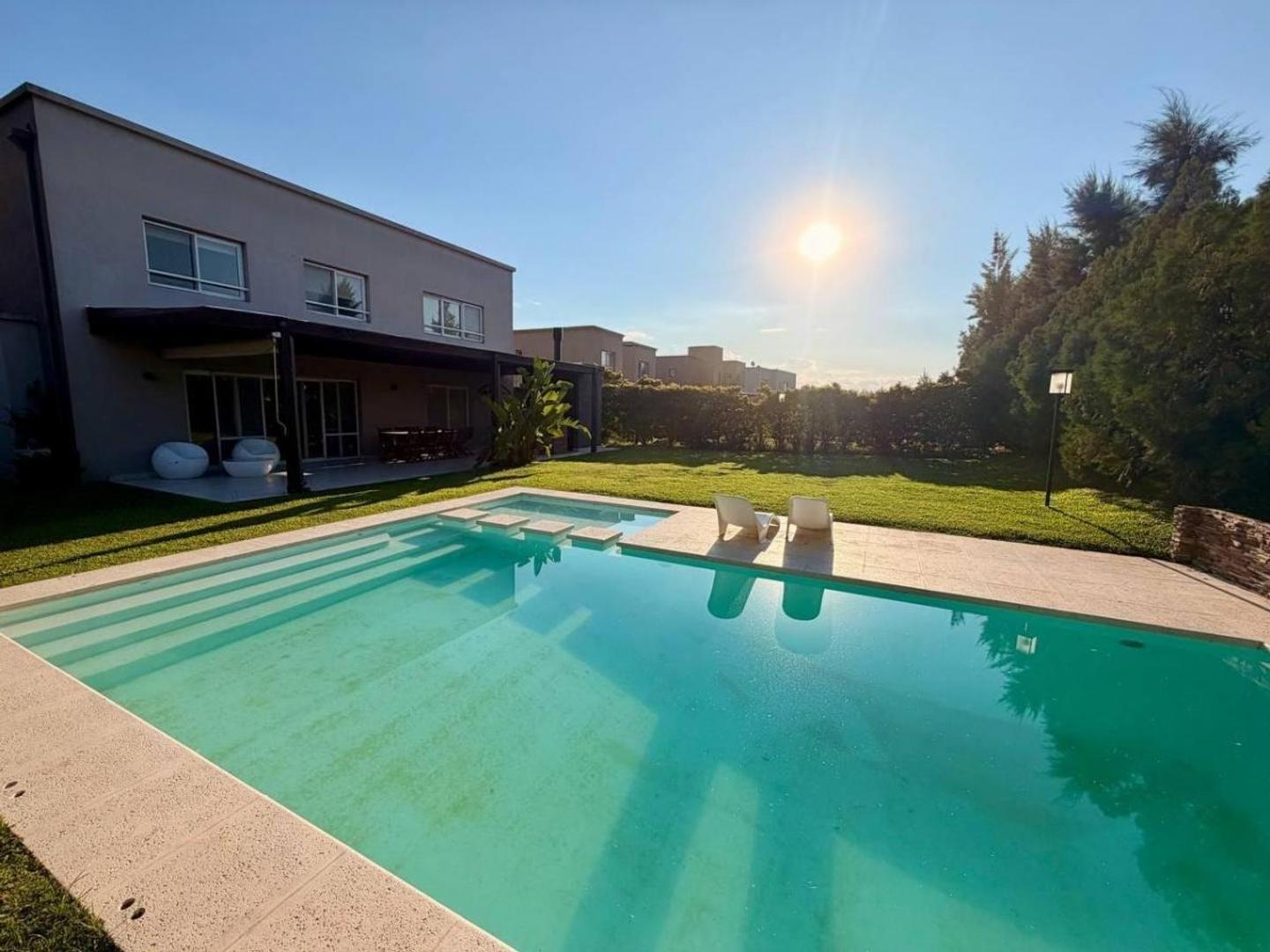 Foto de CASA EN VENTA BARRIO SAN GABRIEL, imagen 1