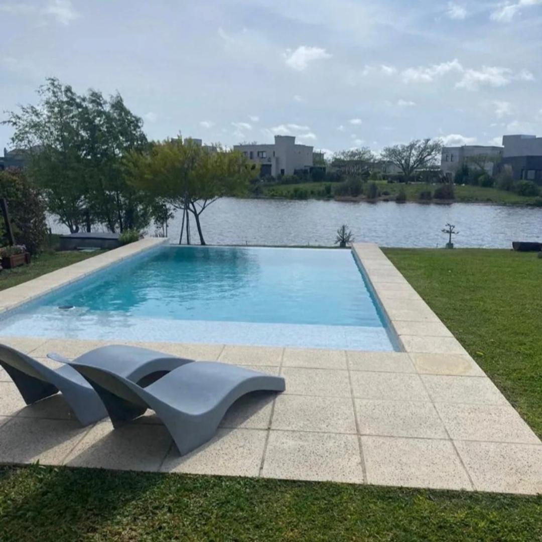 Foto de Casa en alquiler anual al agua El Canton B. Islas, imagen 1
