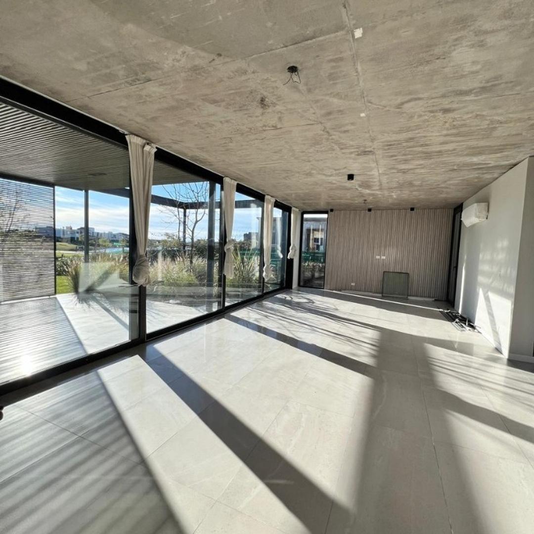Foto de Casa al agua Barrio Marinas Puertos del lago, imagen 4