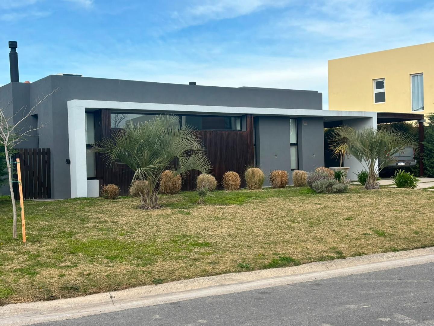 Foto de Casa en venta en San Sebastián Pilar 4 ambientes, imagen 3
