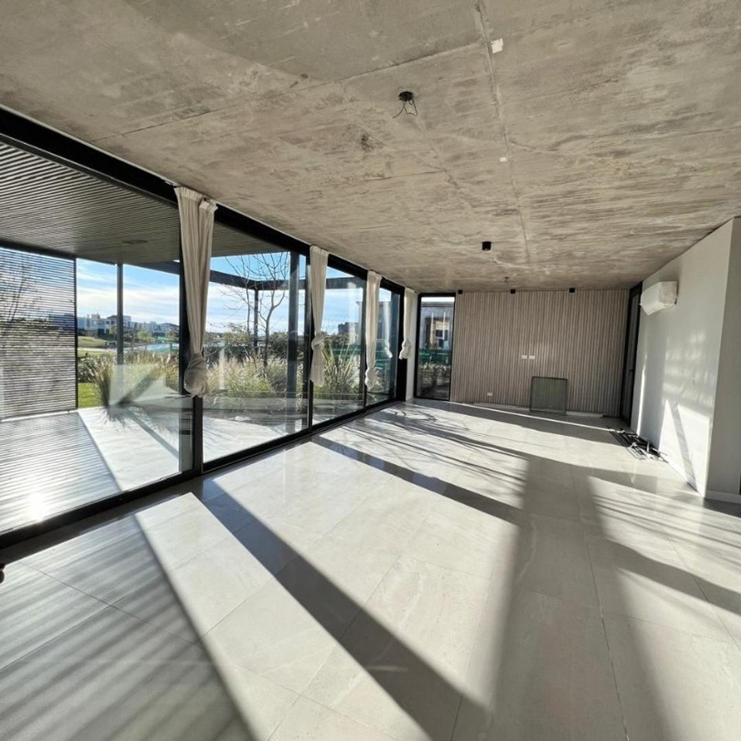Foto de Casa al agua Barrio Marinas Puertos del lago, imagen 4