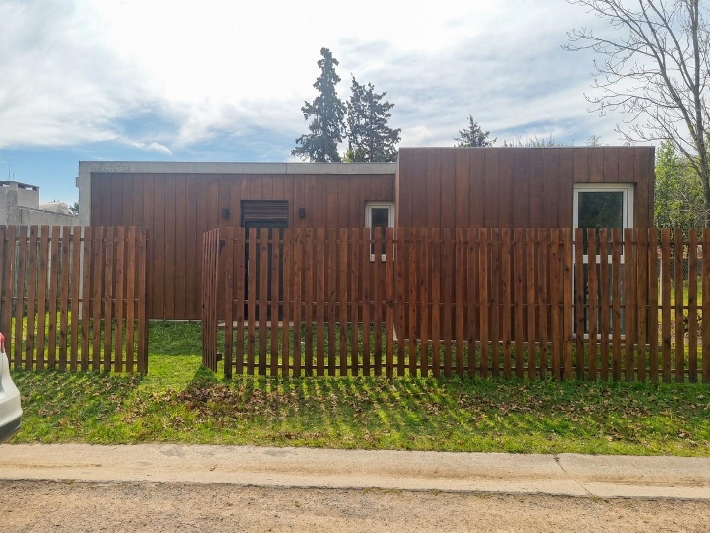 Foto de Casa en venta- Barrio San Jeronimo I, imagen 1