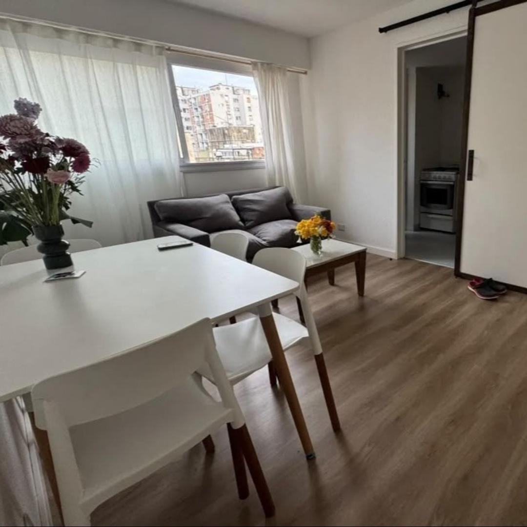 Foto de Departamento en Venta 3 ambientes amoblado con cochera, imagen 1