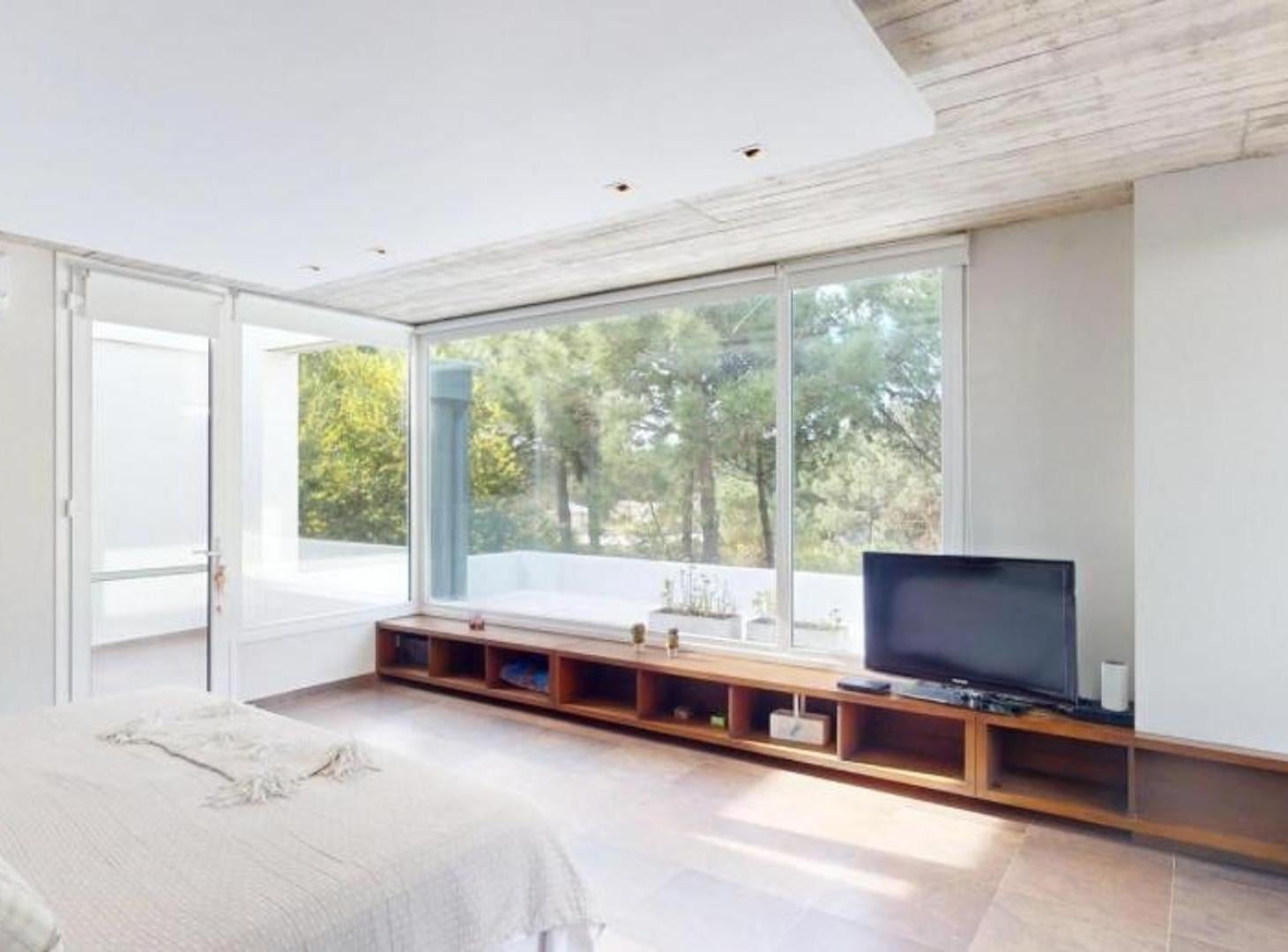 Foto de Casa en Venta de 6 ambientes en Costa Esmeralda., imagen 5