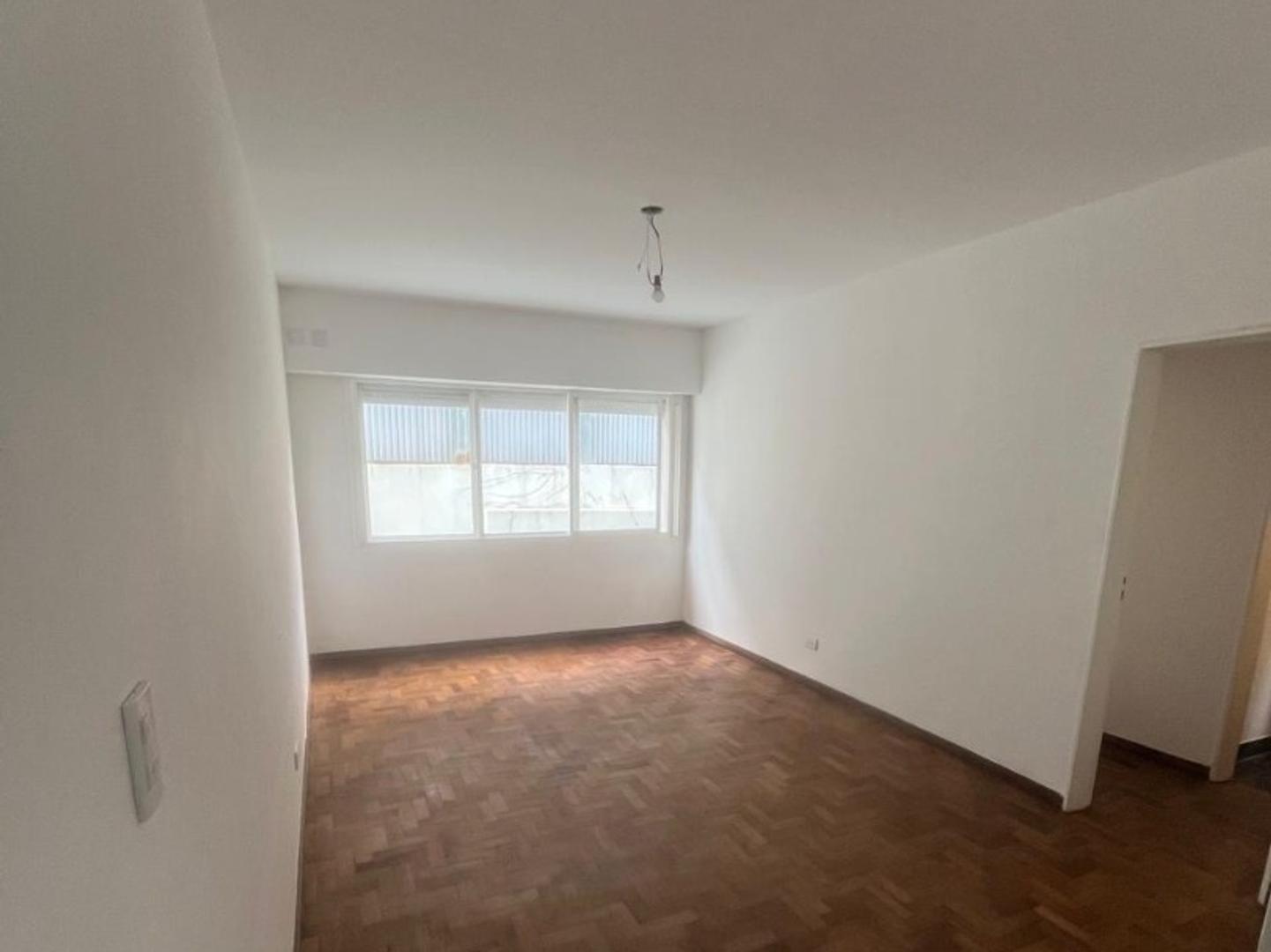 Foto de Alquiler Departamento 2 amb luminoso y excelente ubicacion, imagen 1