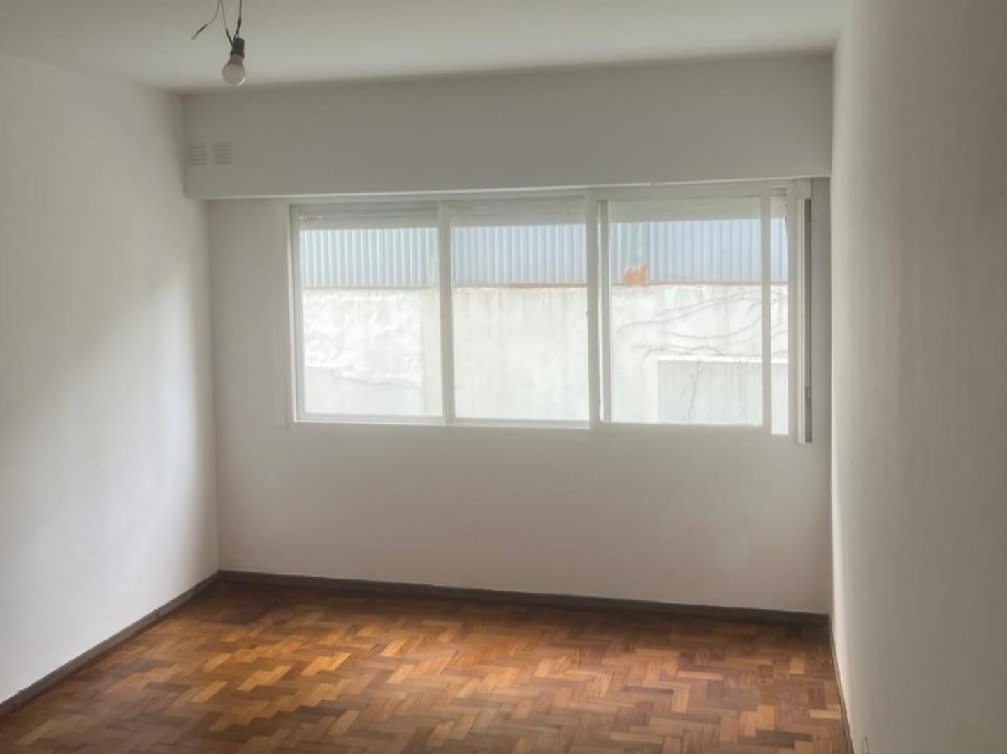 Foto de Alquiler Departamento 2 amb luminoso y excelente ubicacion, imagen 3