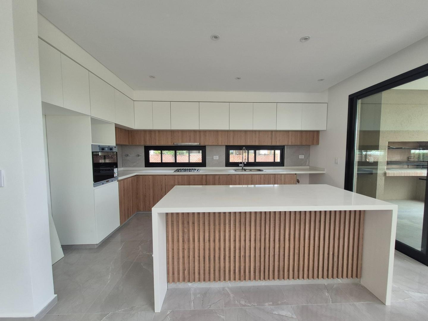 Foto de Casa en venta en San Sebastián, Área 1, imagen 2