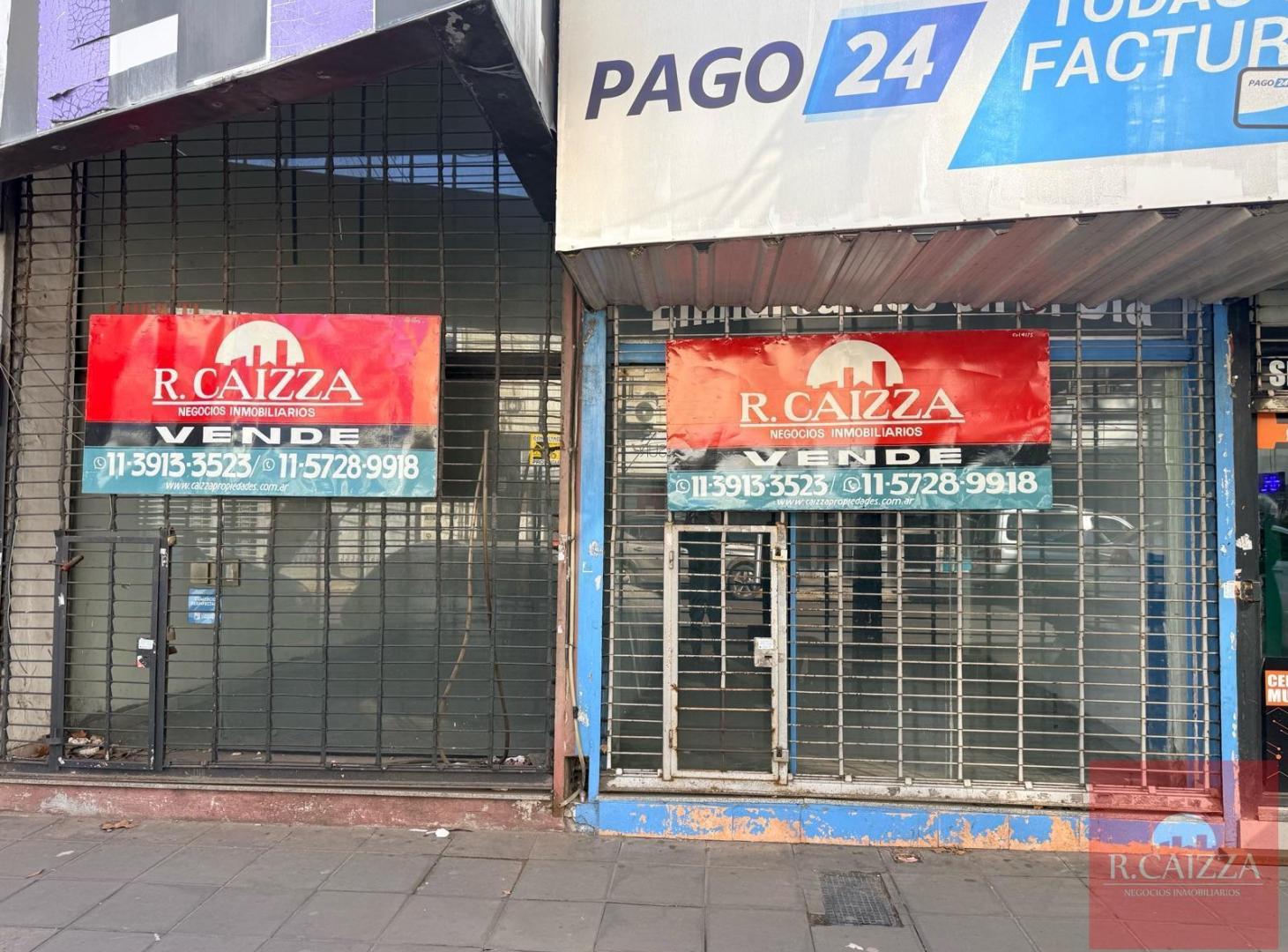 Foto de Local a la calle copn entrepiso y bano, imagen 1
