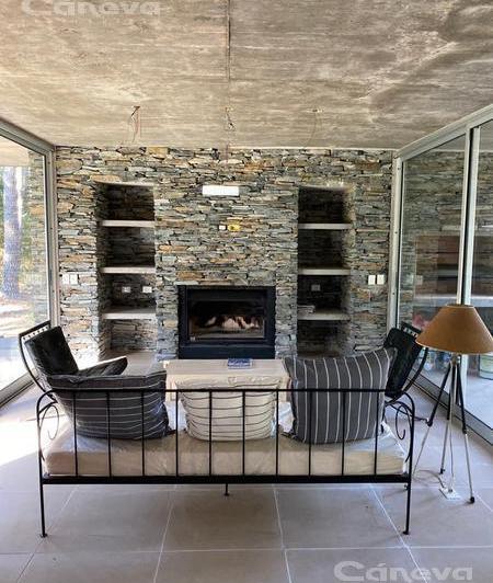 Foto de Excelente propiedad en VILLAROBLES, Pinamar de exclusivo diseño, imagen 4