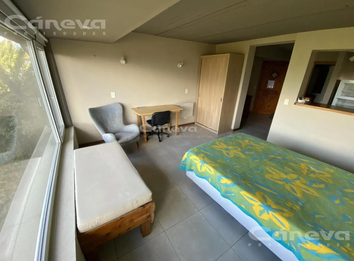 Departamento PH en Av. Pioneros 3500 4