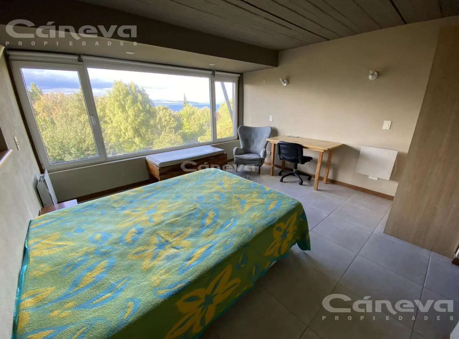 Departamento PH en Av. Pioneros 3500 5
