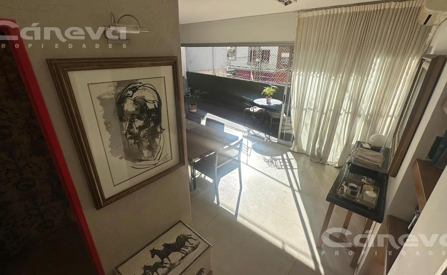 Piso único en Olivos con Balcón Terraza y Patio Privado! | 3 Amb con Cochera 1